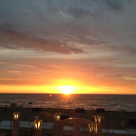 Beach - Des Rois דה האן