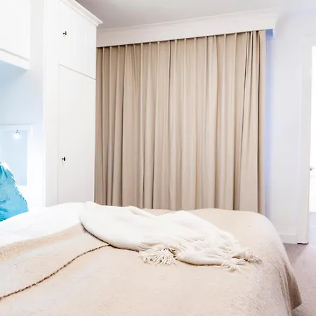 Beach - Des Rois מלון 4*