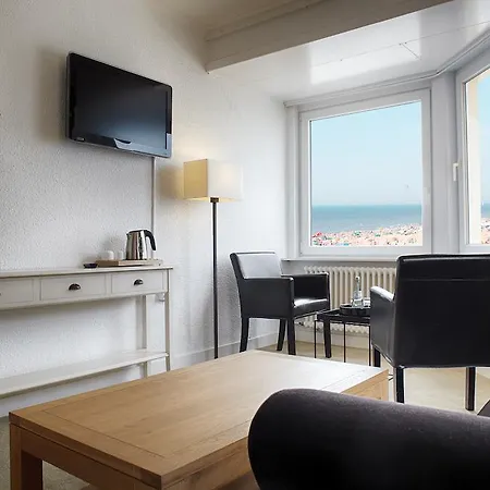 Beach - Des Rois מלון דה האן