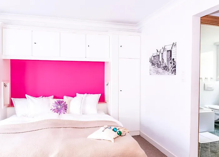 Beach - Des Rois Hotel